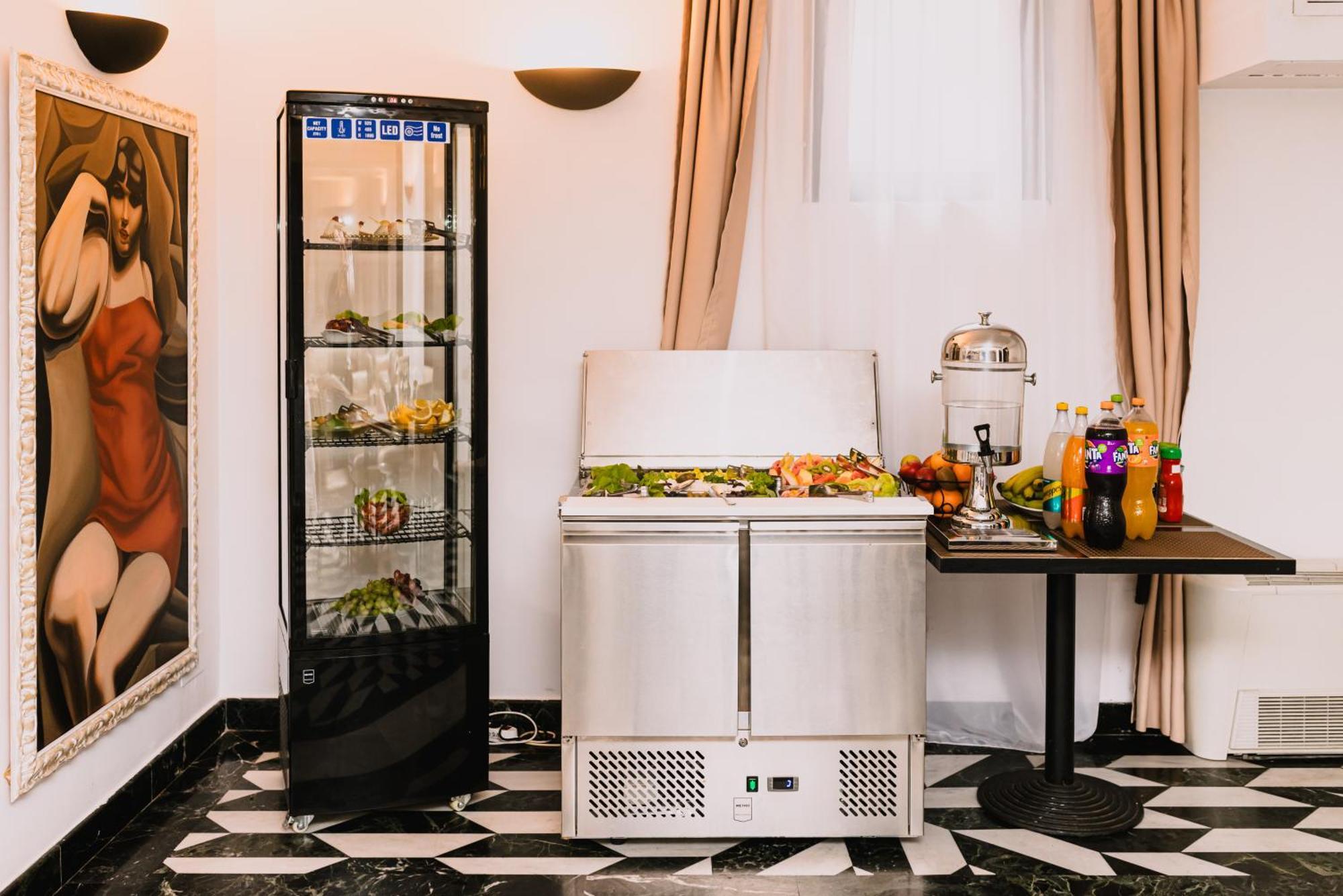 Vigo Hotel Ploieşti Eksteriør bilde